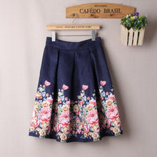 Load image into Gallery viewer, Flower Print Pleated Skirt