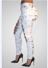 Load image into Gallery viewer, Mid-waist Hole Chain Jeans